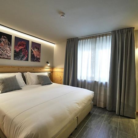 Hotel Perruquet Breuil-Cervinia Exteriör bild