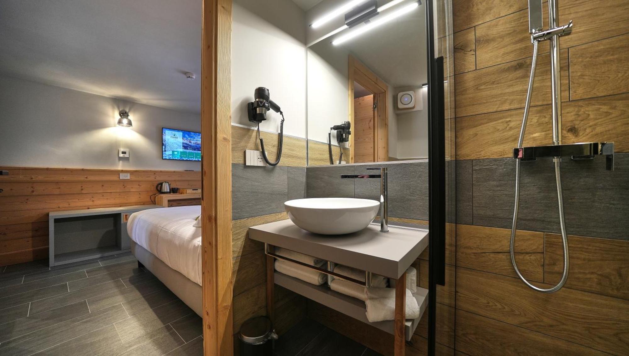 Hotel Perruquet Breuil-Cervinia Exteriör bild