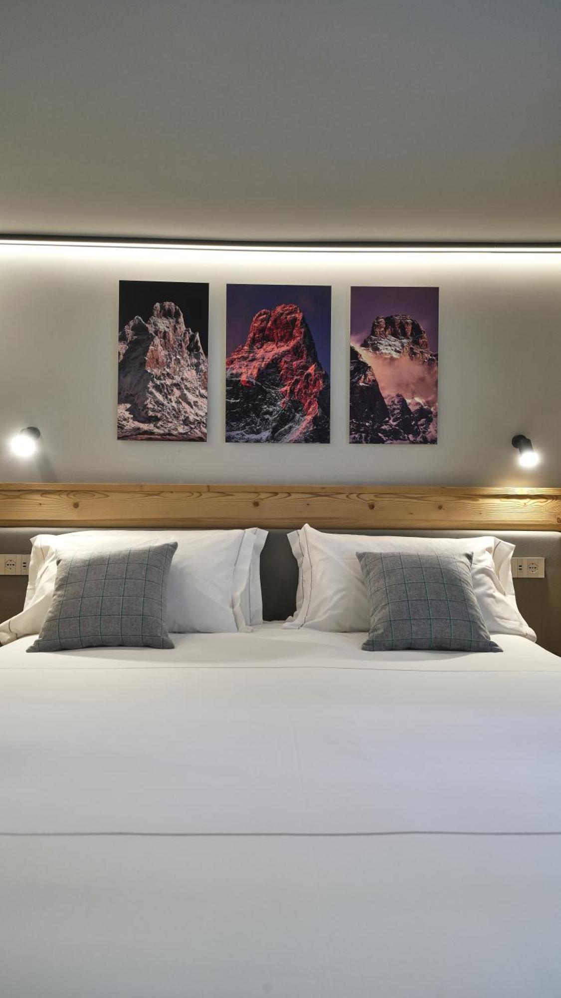 Hotel Perruquet Breuil-Cervinia Exteriör bild